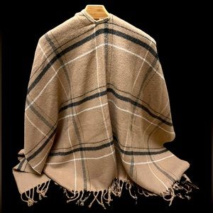 Abercrombie & Fitch Shawl